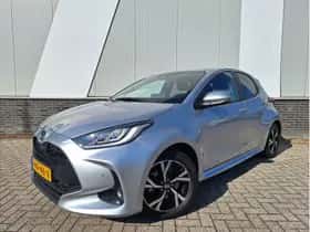 Toyota Yaris (2025) thumbnail 1