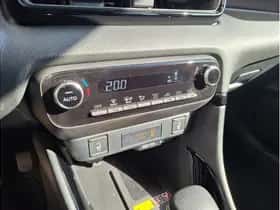 Toyota Yaris (2025) thumbnail 13