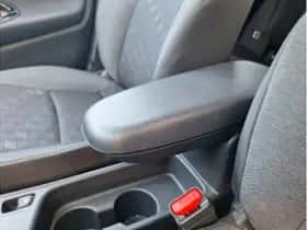 Toyota Yaris (2025) thumbnail 14