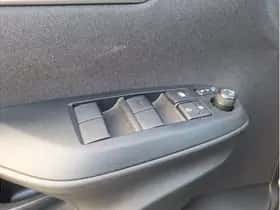 Toyota Yaris (2025) thumbnail 17