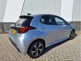 Toyota Yaris (2025) thumbnail 4