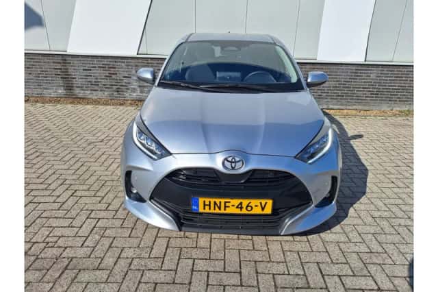 Toyota Yaris (2025) thumbnail 6