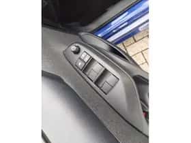 Toyota Yaris (2021) thumbnail 23
