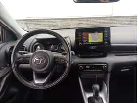 Toyota Yaris (2021) thumbnail 8