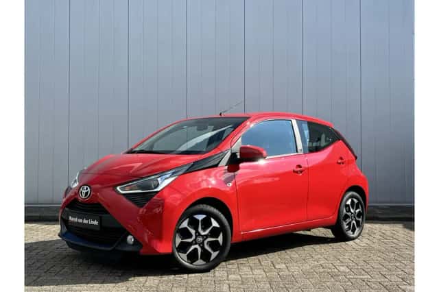 Toyota Aygo (2021) thumbnail 1