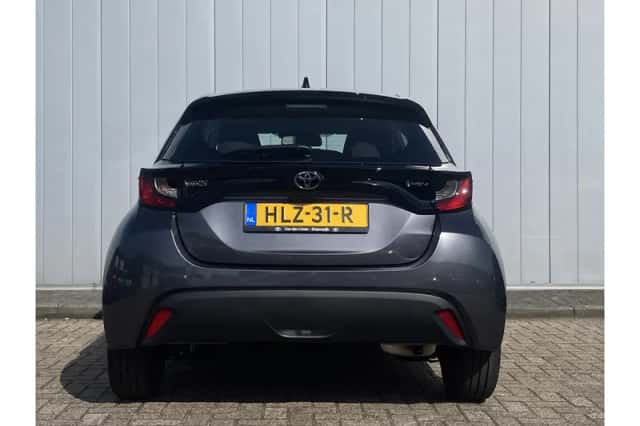 Toyota Yaris (2025) thumbnail 5