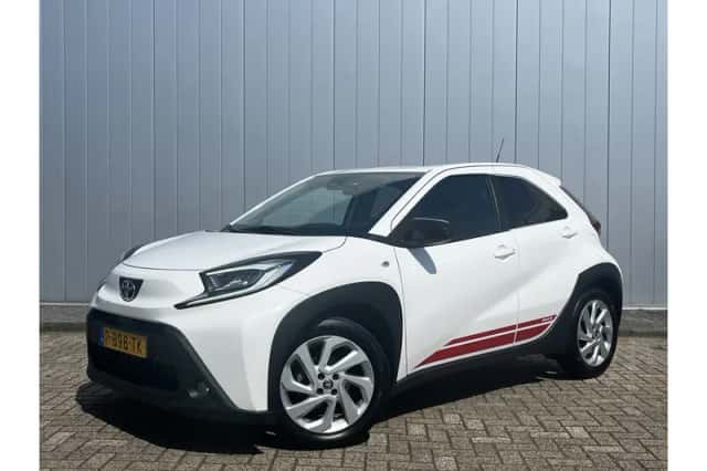 Toyota Aygo X (2022) thumbnail 1