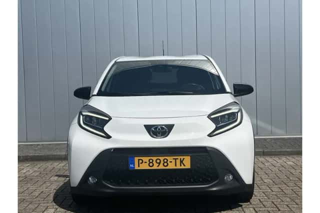 Toyota Aygo X (2022) thumbnail 3