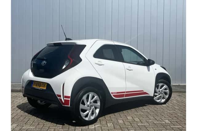 Toyota Aygo X (2022) thumbnail 4