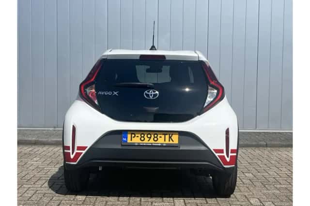 Toyota Aygo X (2022) thumbnail 5