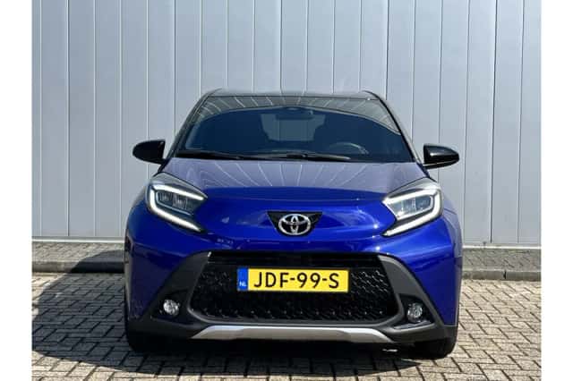 Toyota Aygo X (2024) thumbnail 2