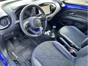 Toyota Aygo X (2024) thumbnail 5
