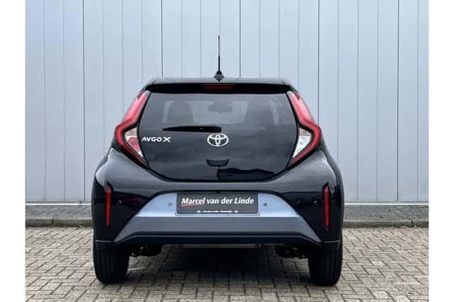 Toyota Aygo X (2024) thumbnail 3