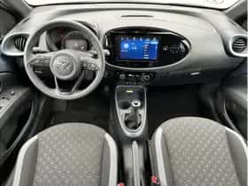 Toyota Aygo X (2024) thumbnail 9