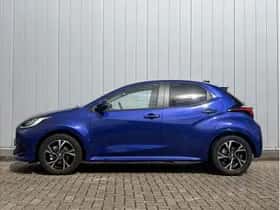 Toyota Yaris (2025) thumbnail 2
