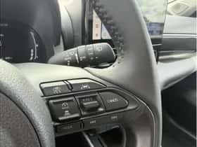 Toyota Yaris (2025) thumbnail 18