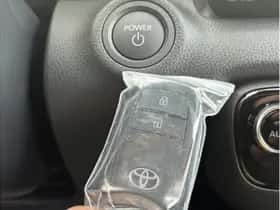 Toyota Yaris (2025) thumbnail 25
