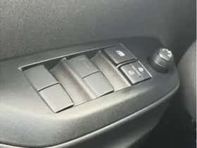 Toyota Yaris (2025) thumbnail 10
