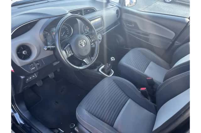 Toyota Yaris (2020) thumbnail 6