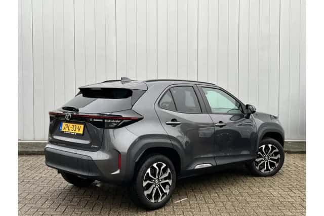 Toyota Yaris Cross (2025) thumbnail 4