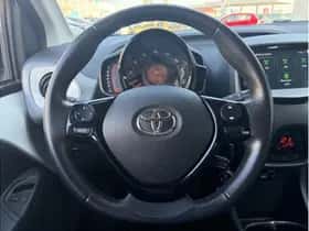 Toyota Aygo (2019) thumbnail 11