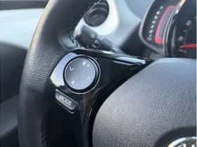 Toyota Aygo (2019) thumbnail 15