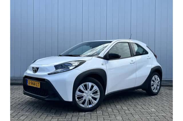 Toyota Aygo X (2024) thumbnail 1