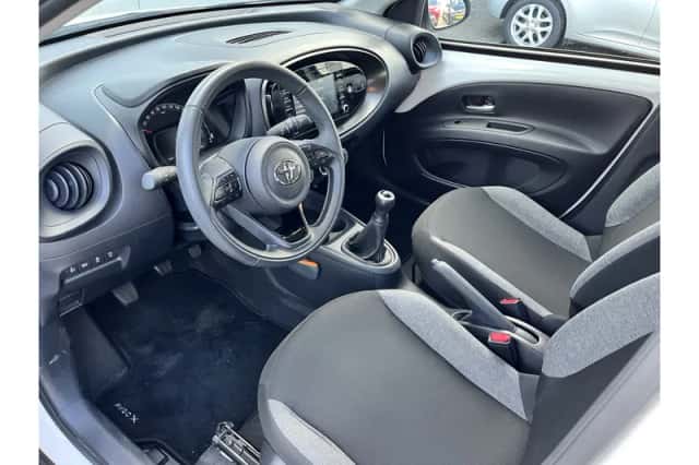 Toyota Aygo X (2024) thumbnail 6