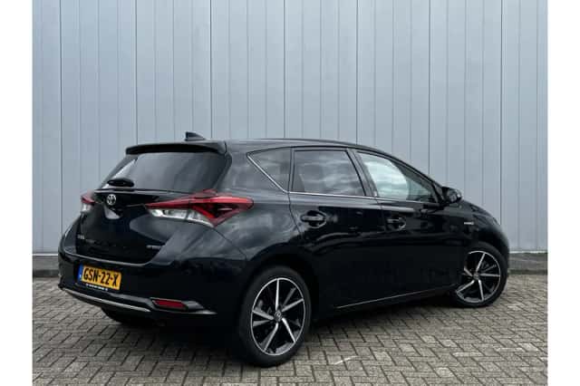 Toyota Auris (2019) thumbnail 5