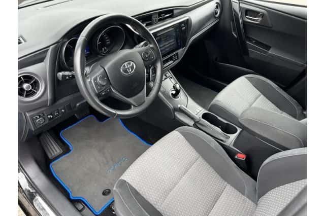 Toyota Auris (2019) thumbnail 6