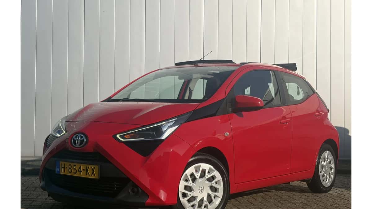 Toyota Aygo (2020) — foto 1