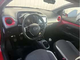 Toyota Aygo (2020) thumbnail 13