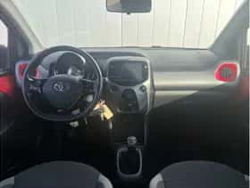 Toyota Aygo (2020) thumbnail 16