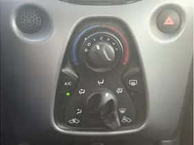 Toyota Aygo (2020) thumbnail 26