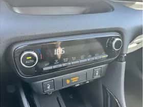 Toyota Yaris (2025) thumbnail 17