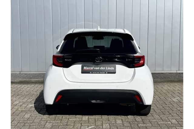 Toyota Yaris (2025) thumbnail 5