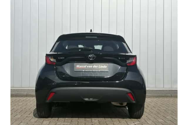Toyota Yaris (2026) thumbnail 5