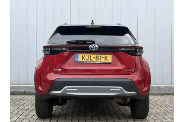 Toyota Yaris Cross (2024) thumbnail 5