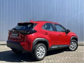 Toyota Yaris Cross (2025) thumbnail 4