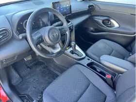 Toyota Yaris Cross (2025) thumbnail 6