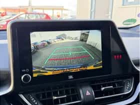 Toyota C-HR (2023) thumbnail 13