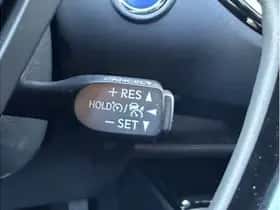Toyota C-HR (2023) thumbnail 14