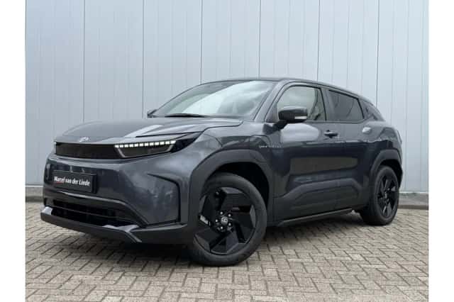Toyota Urban Cruiser (2025) thumbnail 1