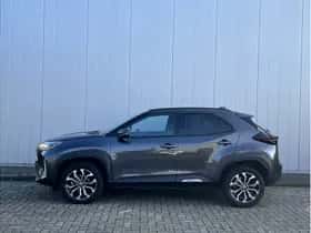 Toyota Yaris Cross (2025) thumbnail 2