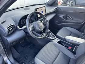 Toyota Yaris Cross (2025) thumbnail 5