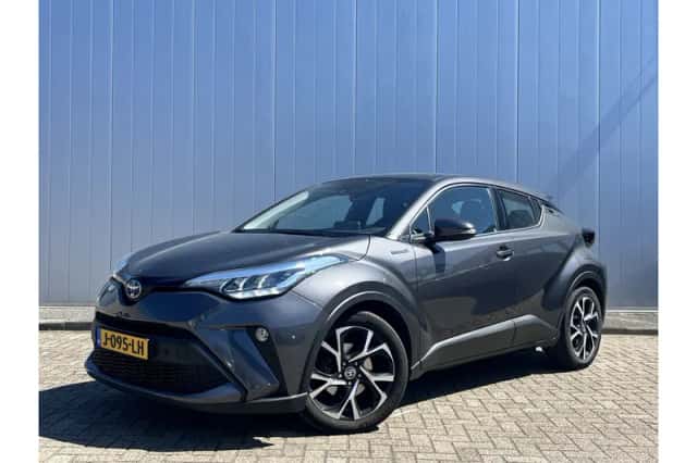 Toyota C-HR (2020) thumbnail 1