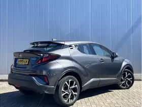 Toyota C-HR (2020) thumbnail 4