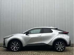 Toyota C-HR (2024) thumbnail 4