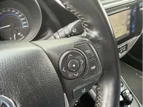 Toyota Auris (2018) thumbnail 14