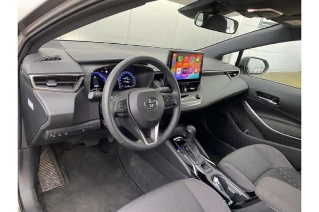 Toyota Corolla (2023) thumbnail 6